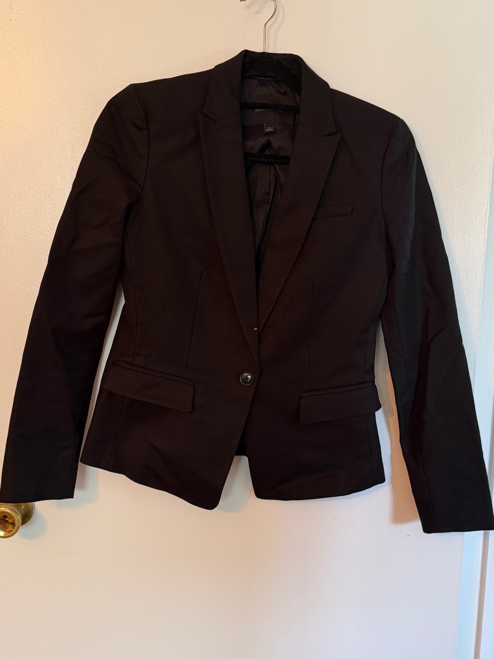 Banana Republic Classic Black Women’s Blazer Jacket